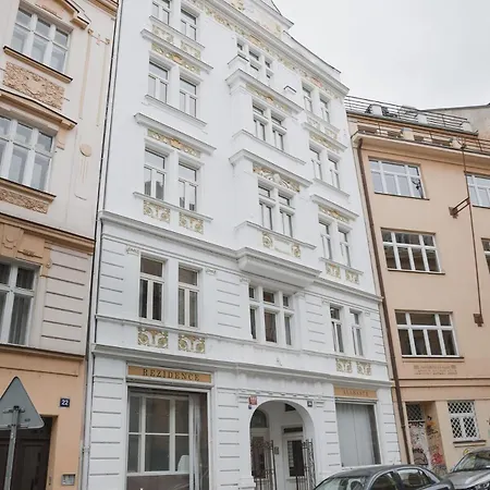Skolska Junior